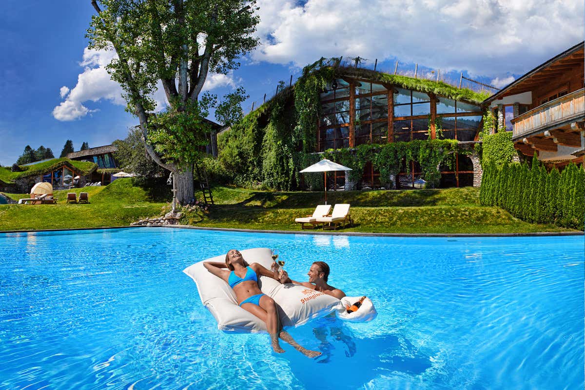 Contro la sindrome da rientro dalle ferie: pause e relax sospesi tra cielo e terra